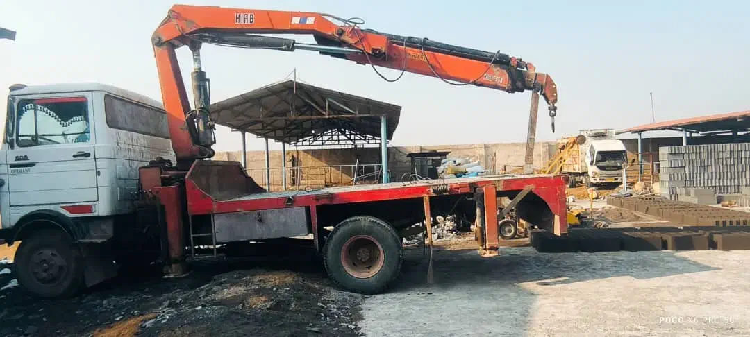 خاور جرثقیل|خودرو سنگین|شاهین‌شهر, گزبرخوار|دیوار