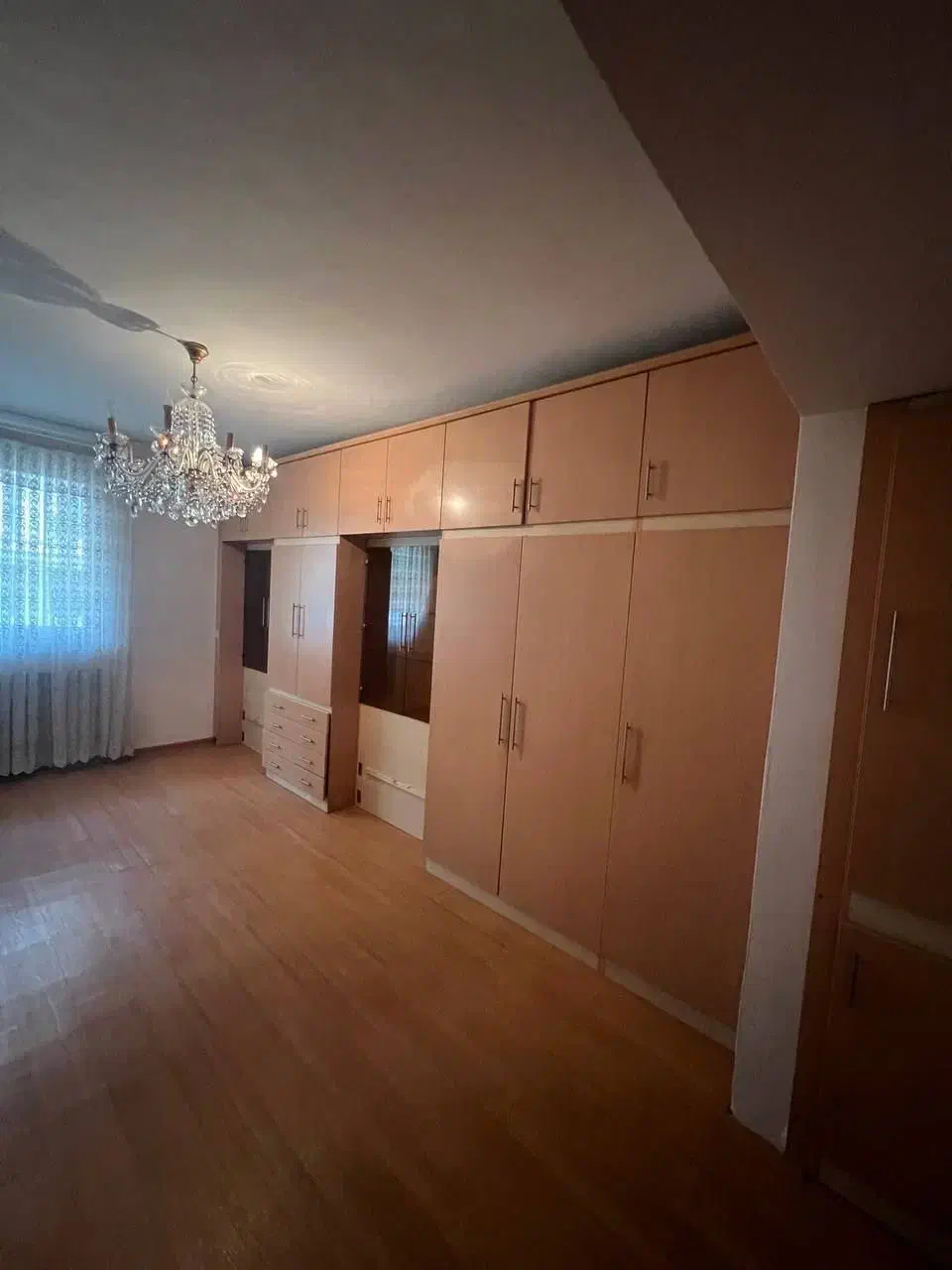 ۴ متر کمد دیواری با دو عدد تخت یک‌نفره|جاکفشی، کمد، دراور|تهران, قلهک|دیوار