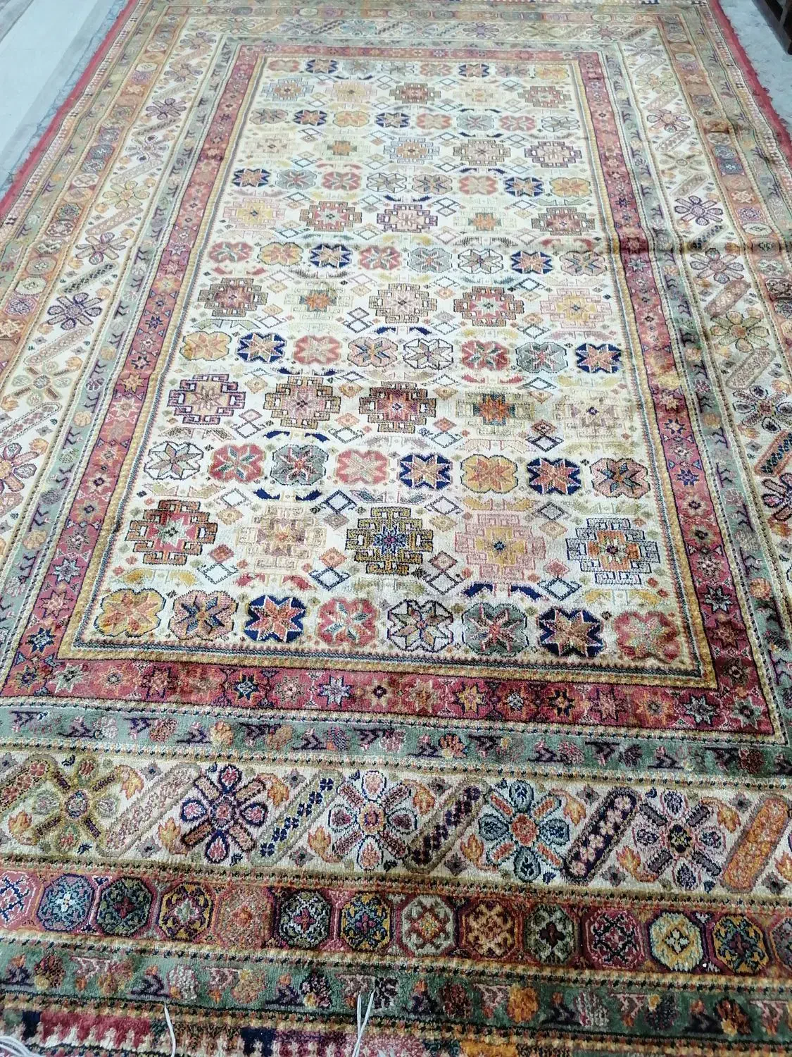 فرش ابریشم ماشینی|فرش|شیراز, معالی‌آباد|دیوار