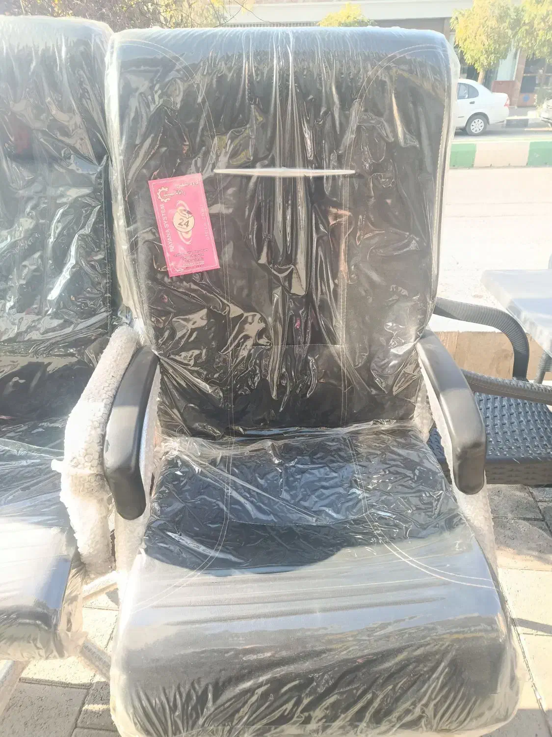 فروش صندلی دست دوم در حد نو|صندلی و نیمکت|سقز, |دیوار