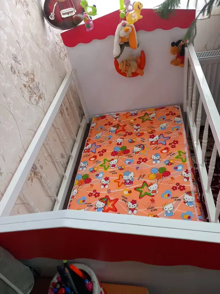 تختخواب کودک|تخت و صندلی بچه|بروجرد, |دیوار