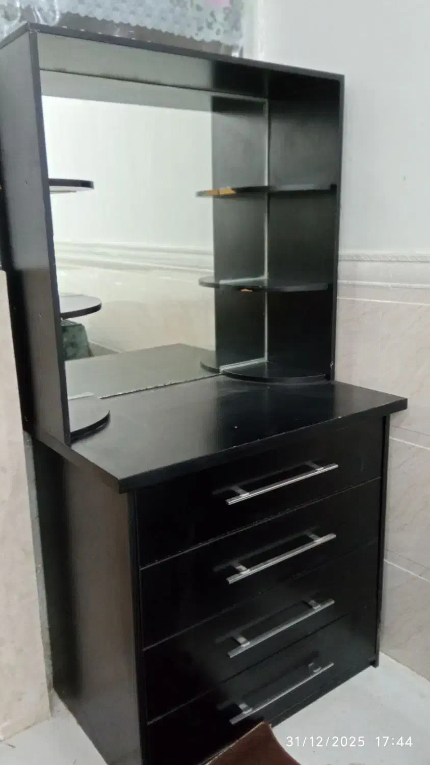 دراور سفارشی|جاکفشی، کمد، دراور|مریوان, |دیوار