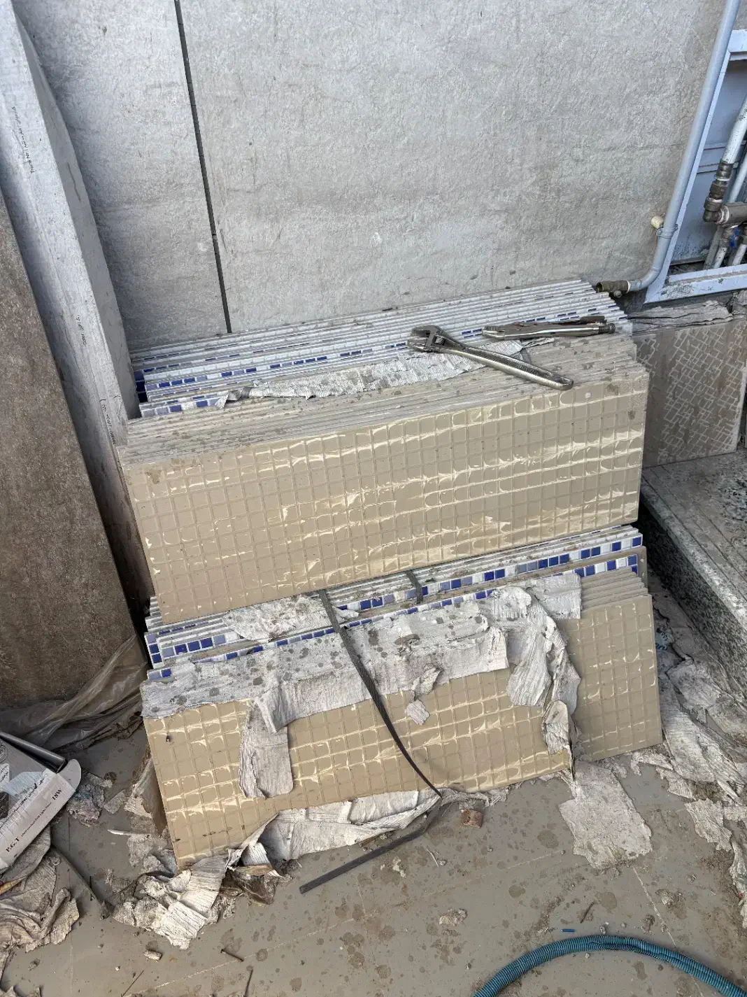 سرامیک درجه ۱ به قیمت درجه ۴|مصالح و تجهیزات ساختمان|رودسر, |دیوار