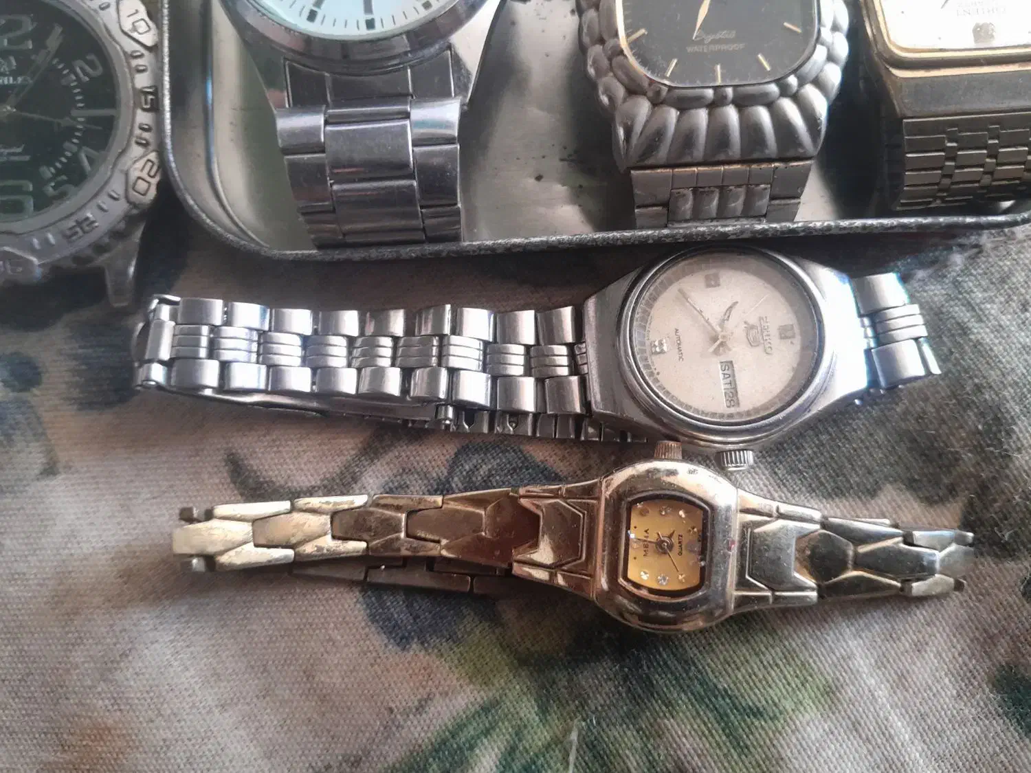 ساعت مچی عتیقه|ساعت|قم, علی آباد سعدگان|دیوار