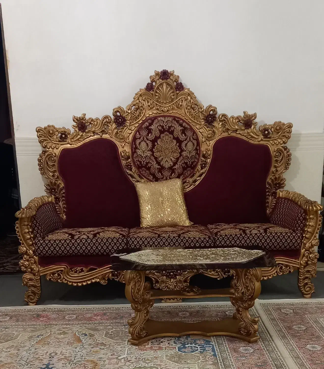 مبل سلطنتی پنجه شیری|مبلمان خانگی و میز عسلی|باقرشهر, |دیوار