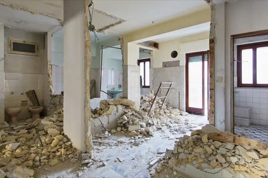 تخریب جزئی و کلی و بازسازی و بنایی ساختمان|خدمات پیشه و مهارت|اصفهان, باغ گلها|دیوار