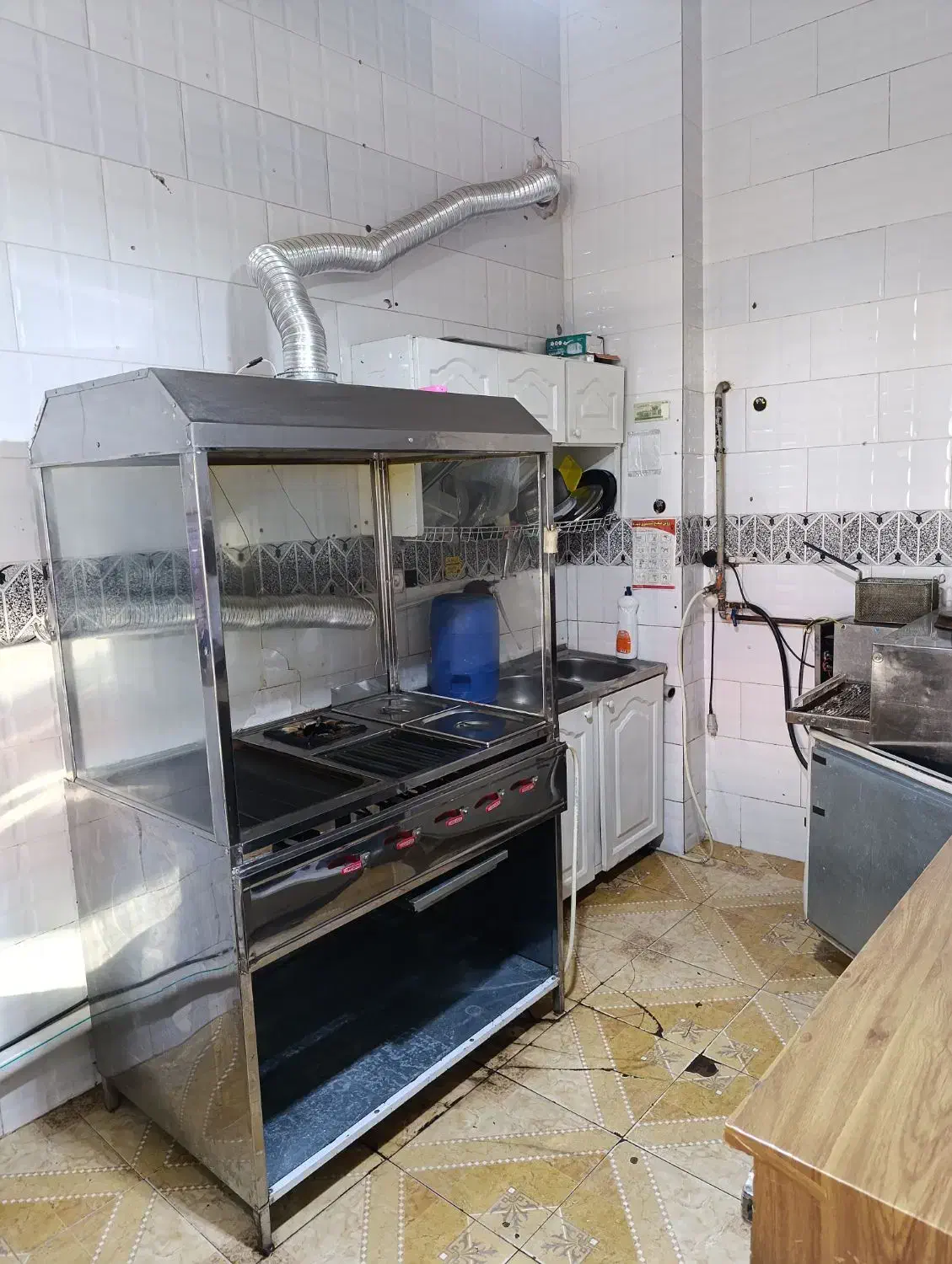 فروش گاز پنج کاره و فر پیتزا پر ریلی|کافیشاپ و رستوران|شیراز, هفت تنان|دیوار