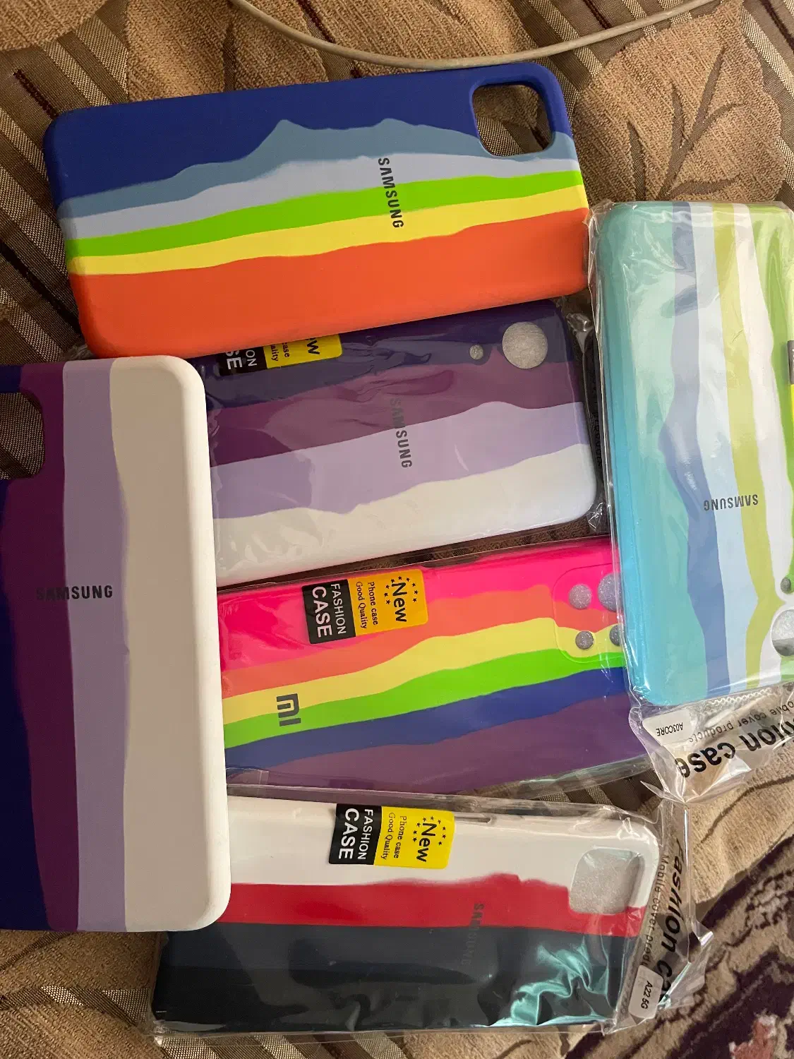 بک کاور سامسونگ|لوازم جانبی موبایل و تبلت|شیراز, باغ تخت|دیوار