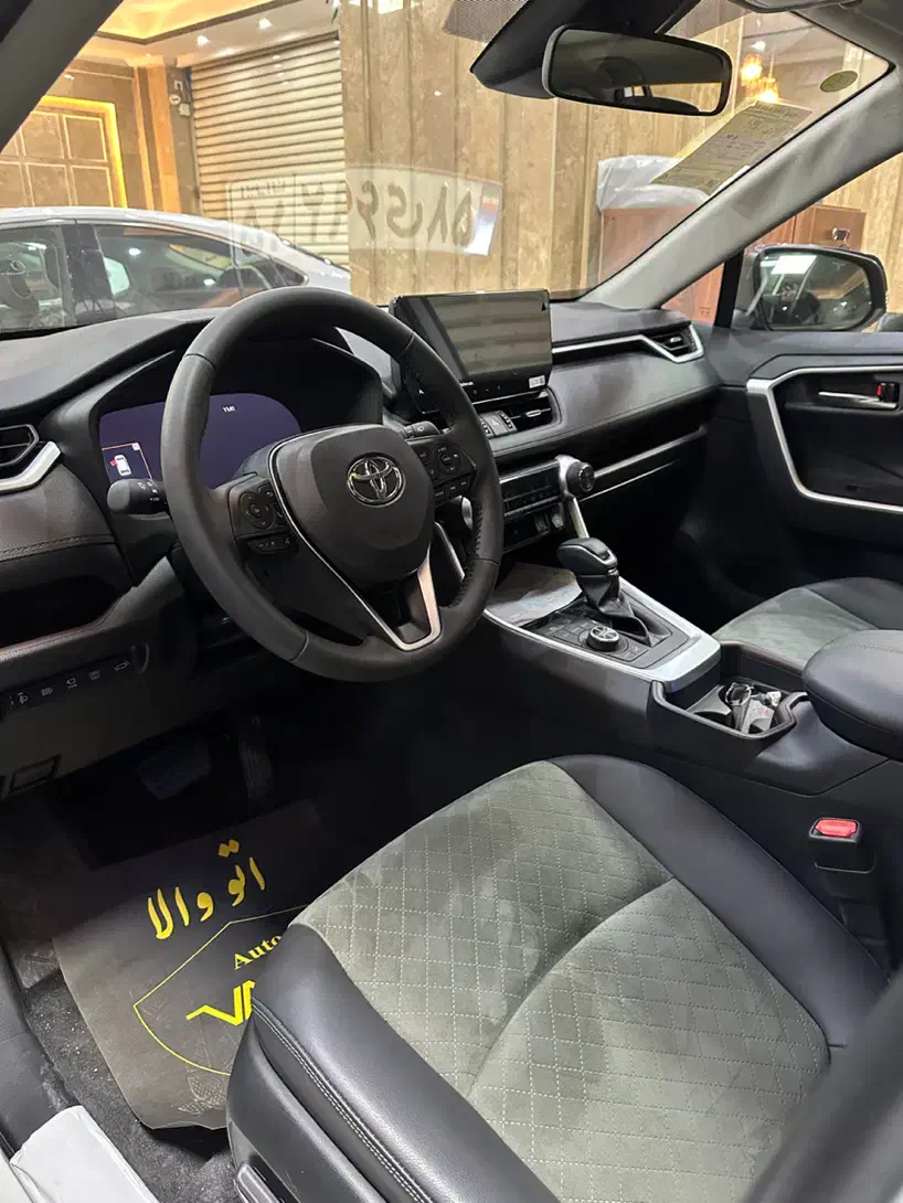 تویوتا رافور  2025|خودرو سواری و وانت|ارومیه, |دیوار