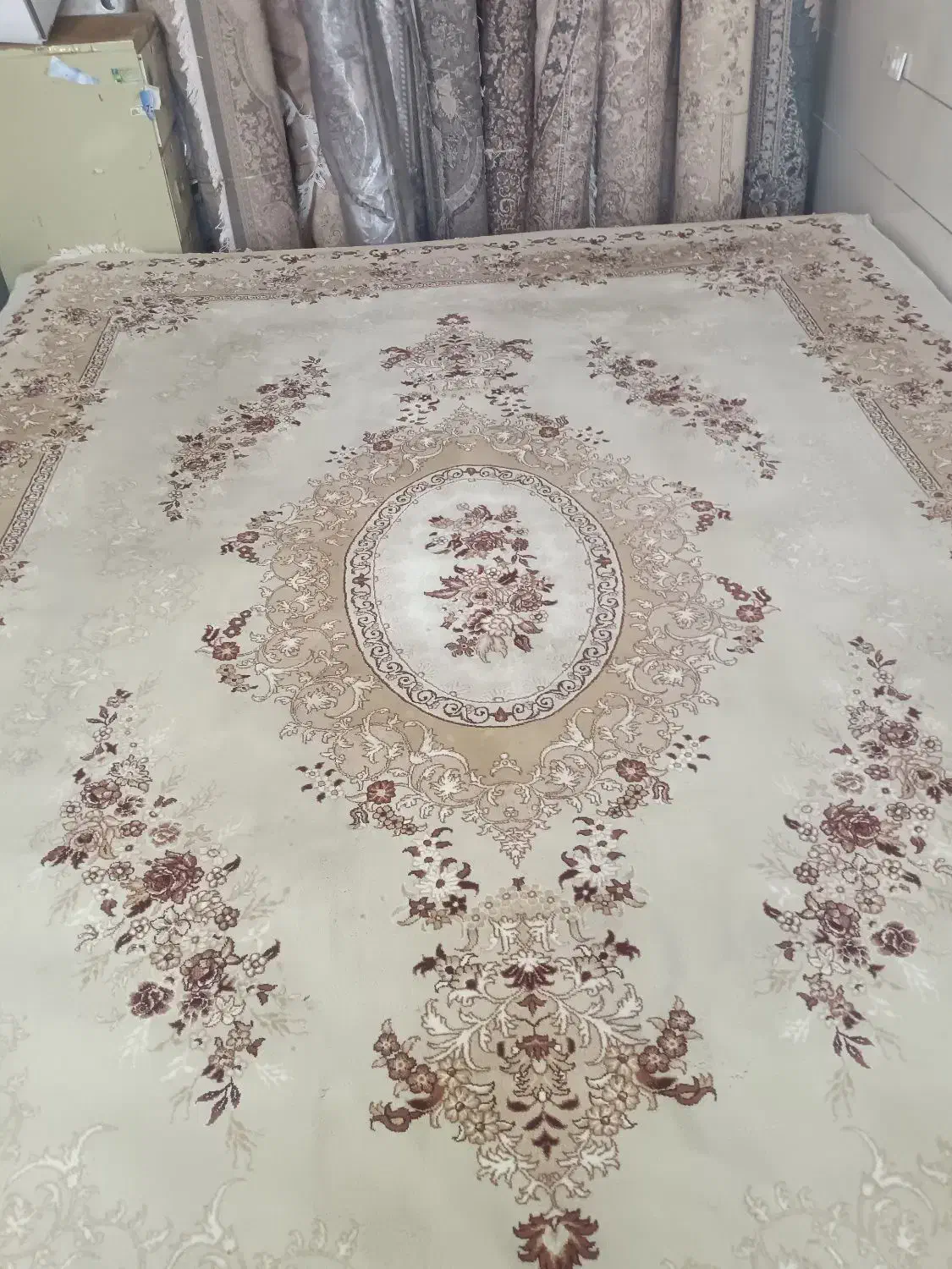 فرش. 700|فرش|ایرانشهر, |دیوار