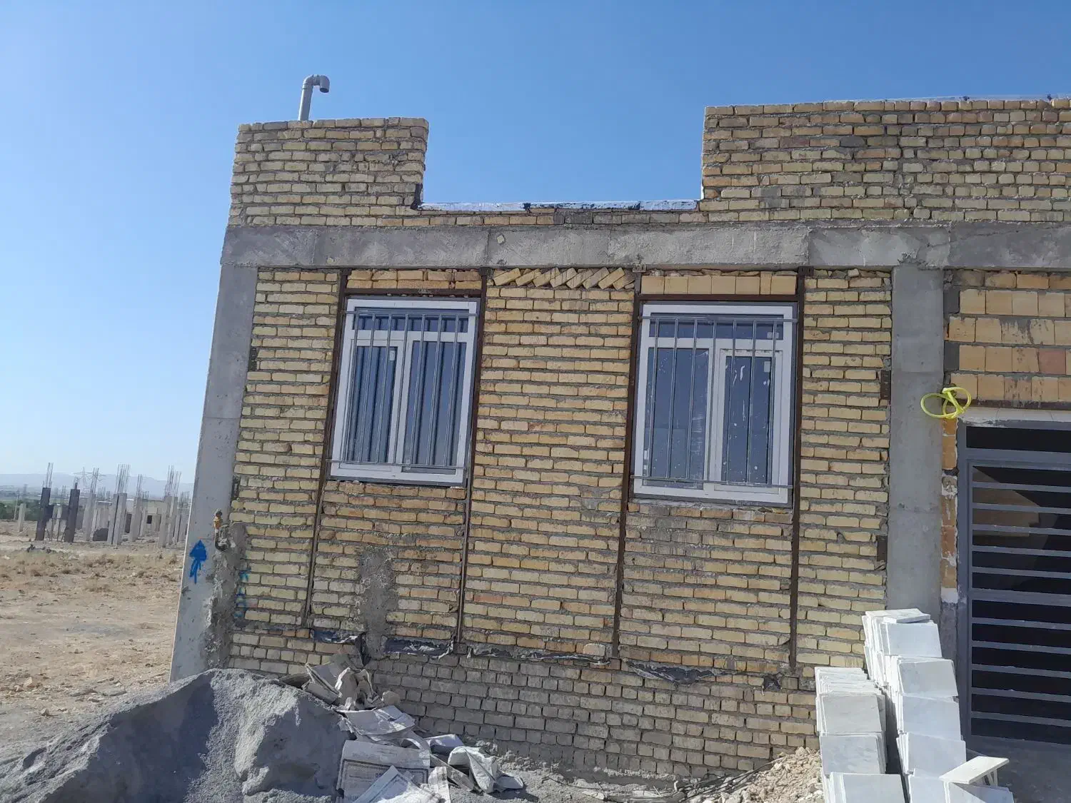 ویلایی رباط سرخ|فروش خانه و ویلا|گلپایگان, |دیوار