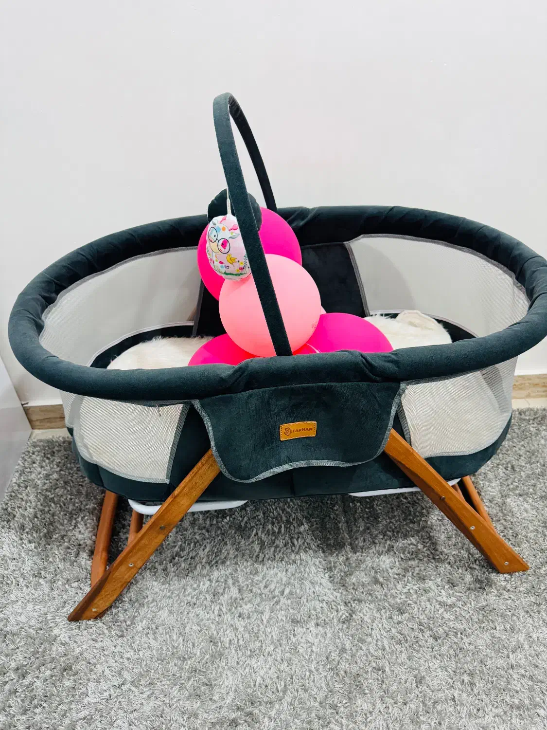 تخت بچه|تخت و صندلی بچه|رشت, نخودچر|دیوار