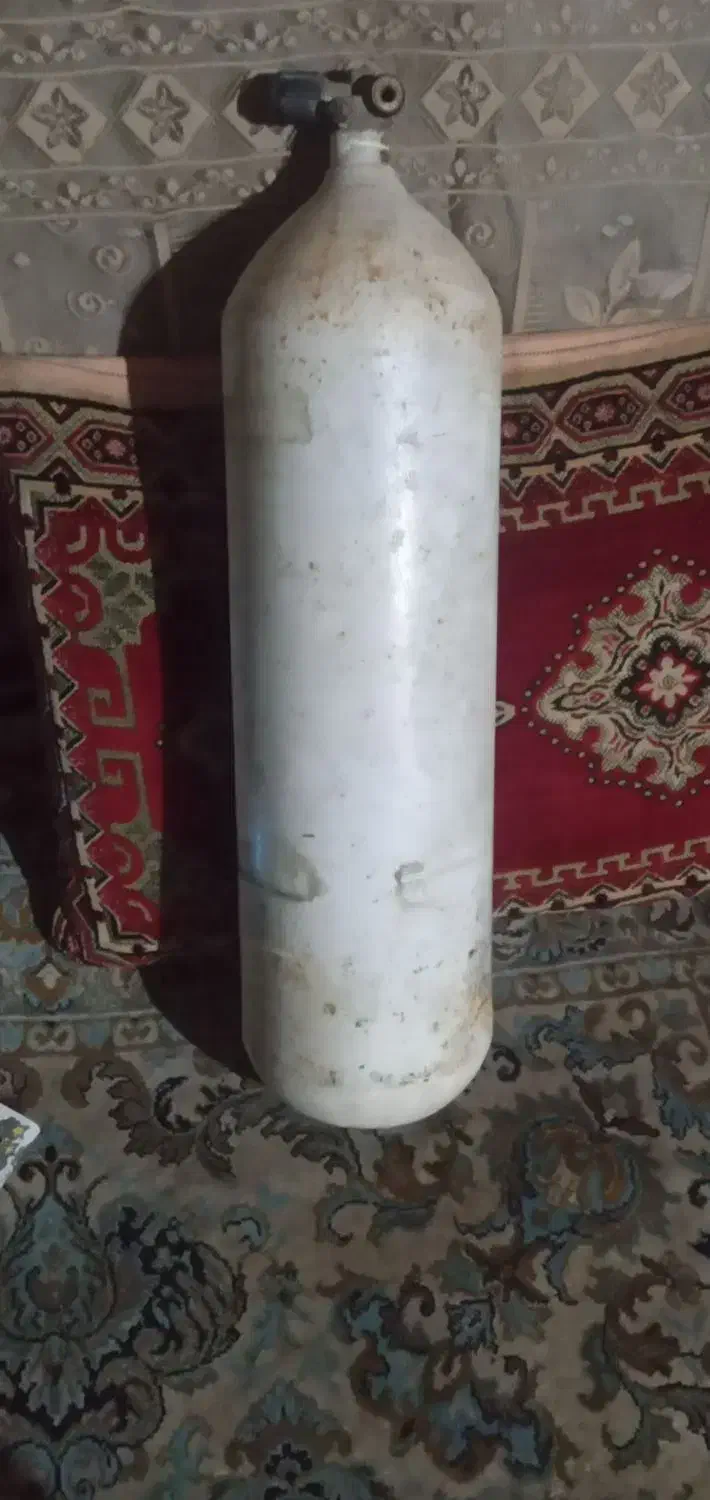 دوتا هستن|ابزارآلات|گتیج, |دیوار