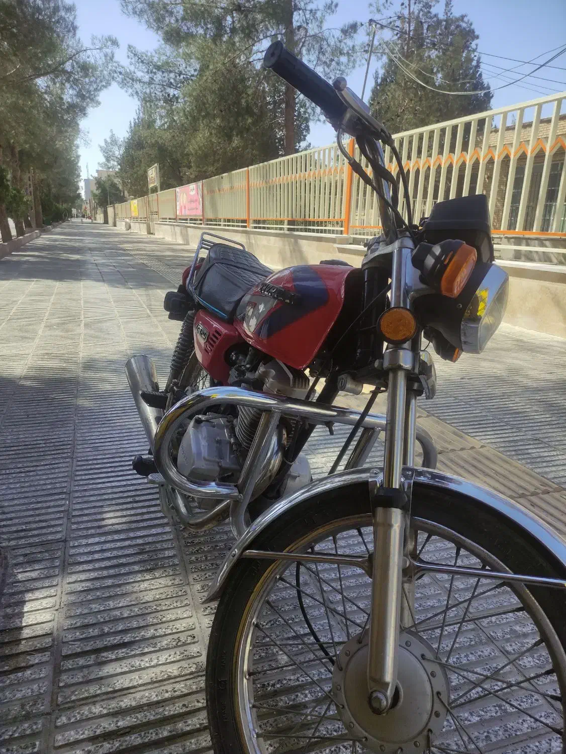 هندا مدل 1383|موتورسیکلت|دامغان, |دیوار