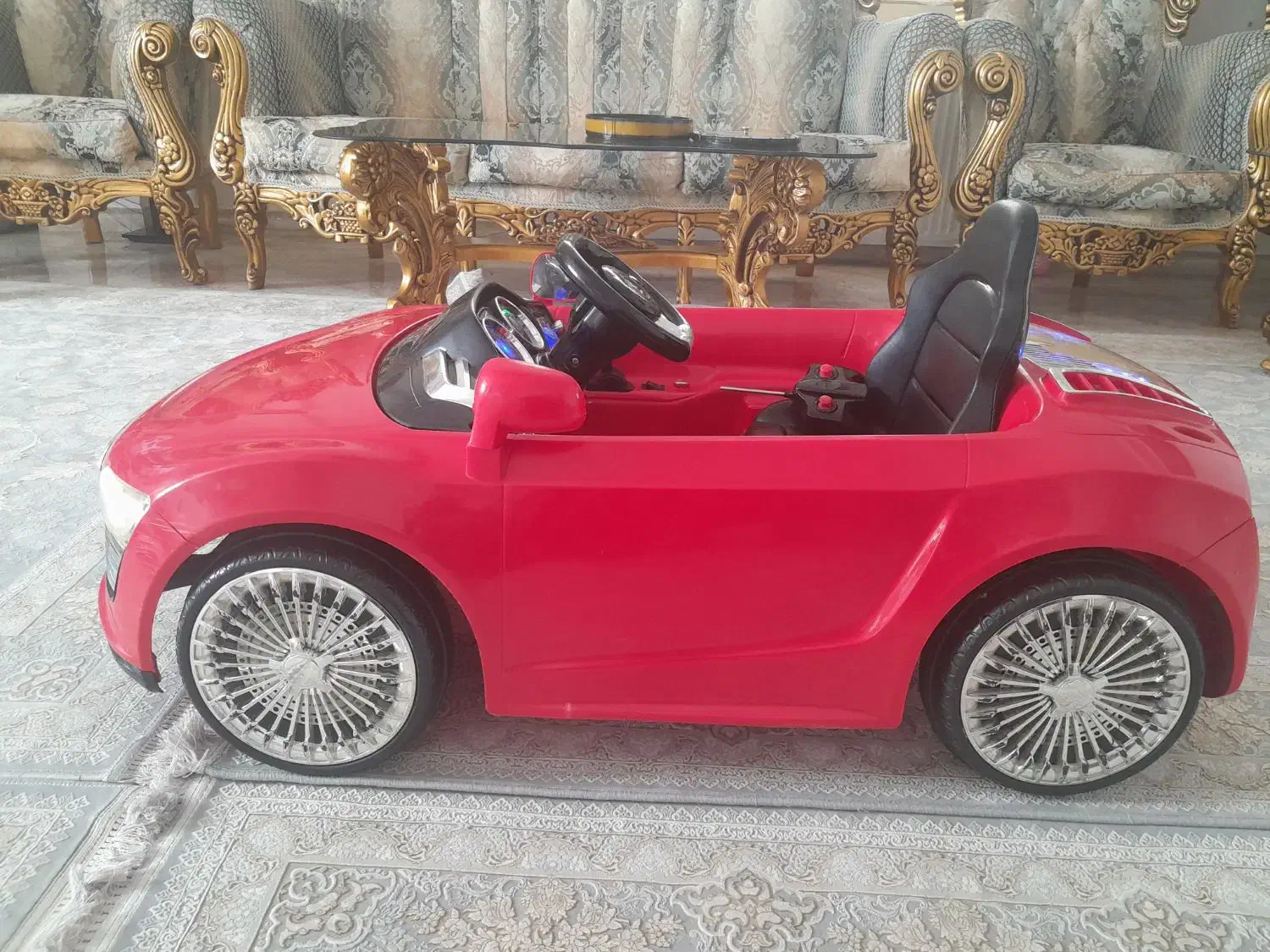 ماشین شارژی|اسباببازی|سقز, |دیوار