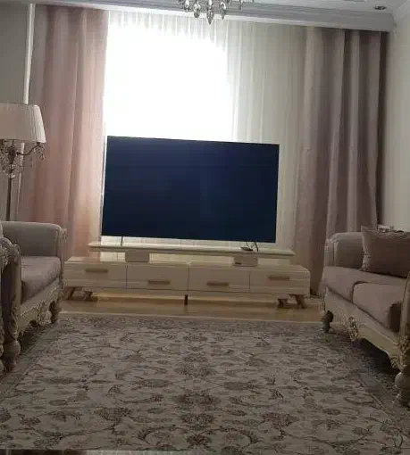 فرش ۹ متری ۷۰۰ شانه زمردمشهد|فرش|تهران, امیریه|دیوار