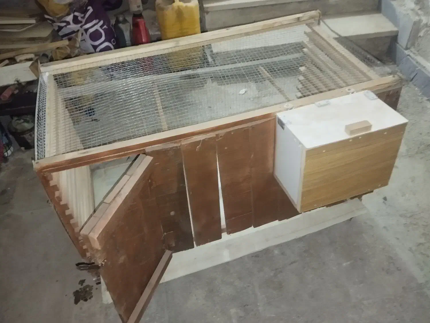 قفس چوبی تمیز|لوازم جانبی حیوانات|اهواز, کیانشهر|دیوار