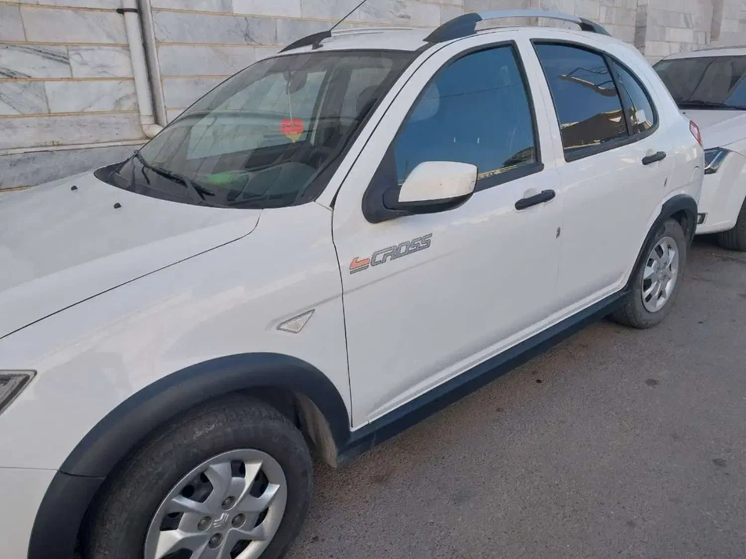 کوئیک سفید|خودرو سواری و وانت|تاکستان, |دیوار