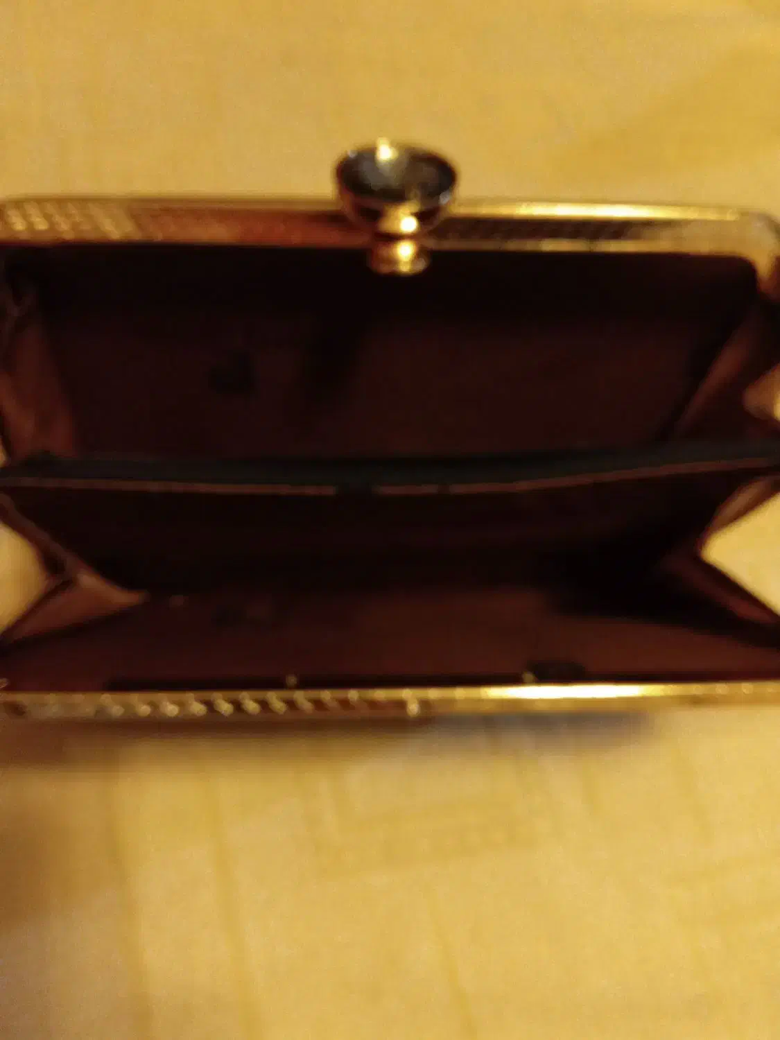 کیف مجلسی|کیف، کفش، کمربند|تبریز, |دیوار