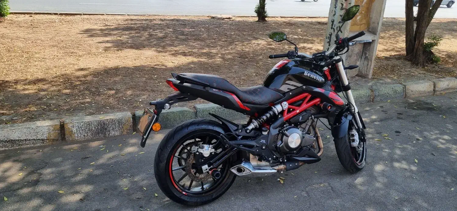 بنلی 300 دو سیلندر مشکی|موتورسیکلت|اهواز, نادری|دیوار