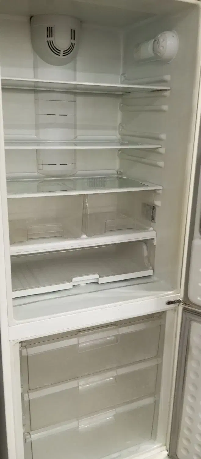 یخچال سینجر 14 فوت سالم بی ایراد|یخچال و فریزر|سنندج, |دیوار