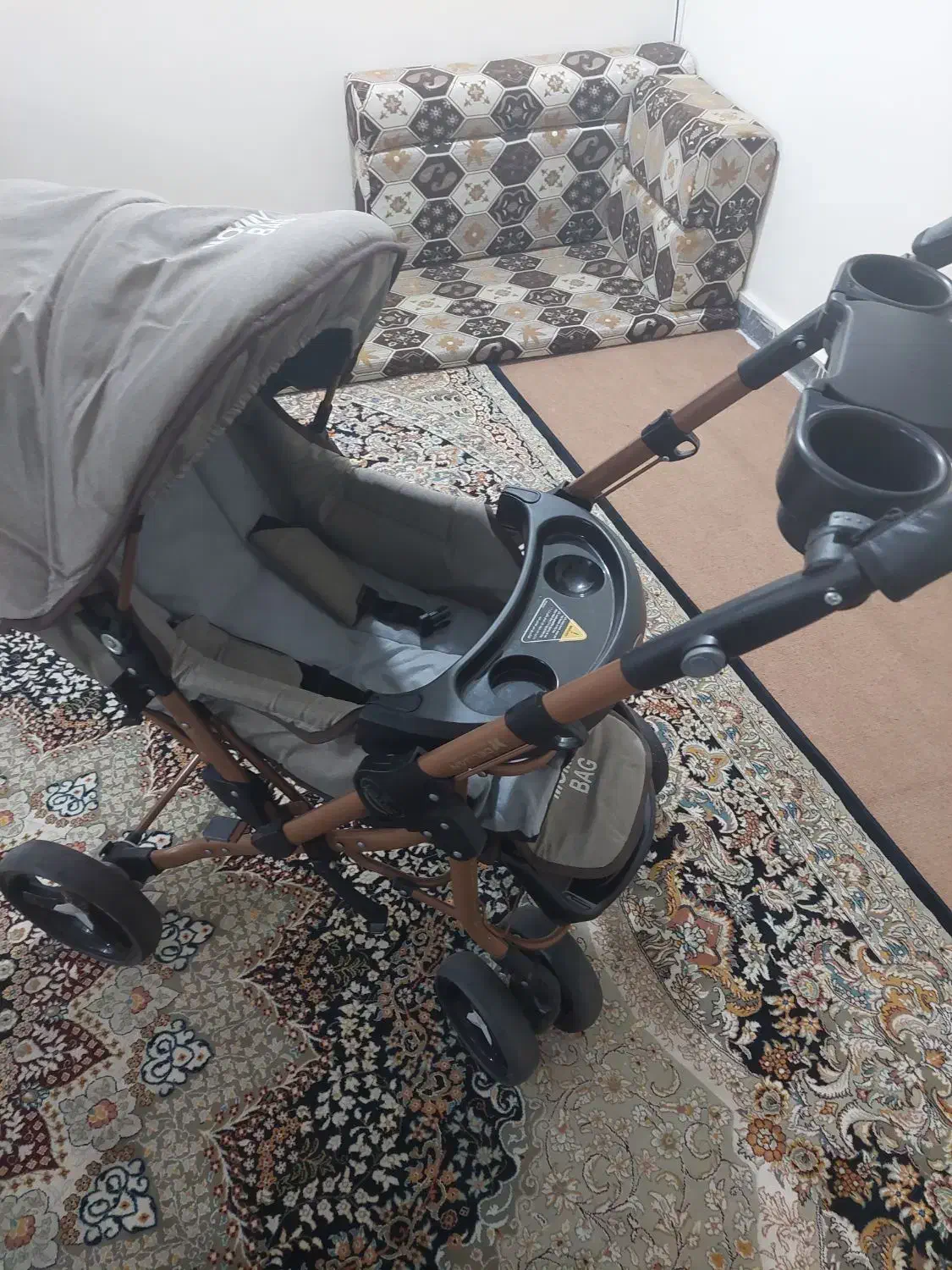 کالسکه در حد نو|کالسکه و لوازم جانبی|اهواز, منبع اب|دیوار