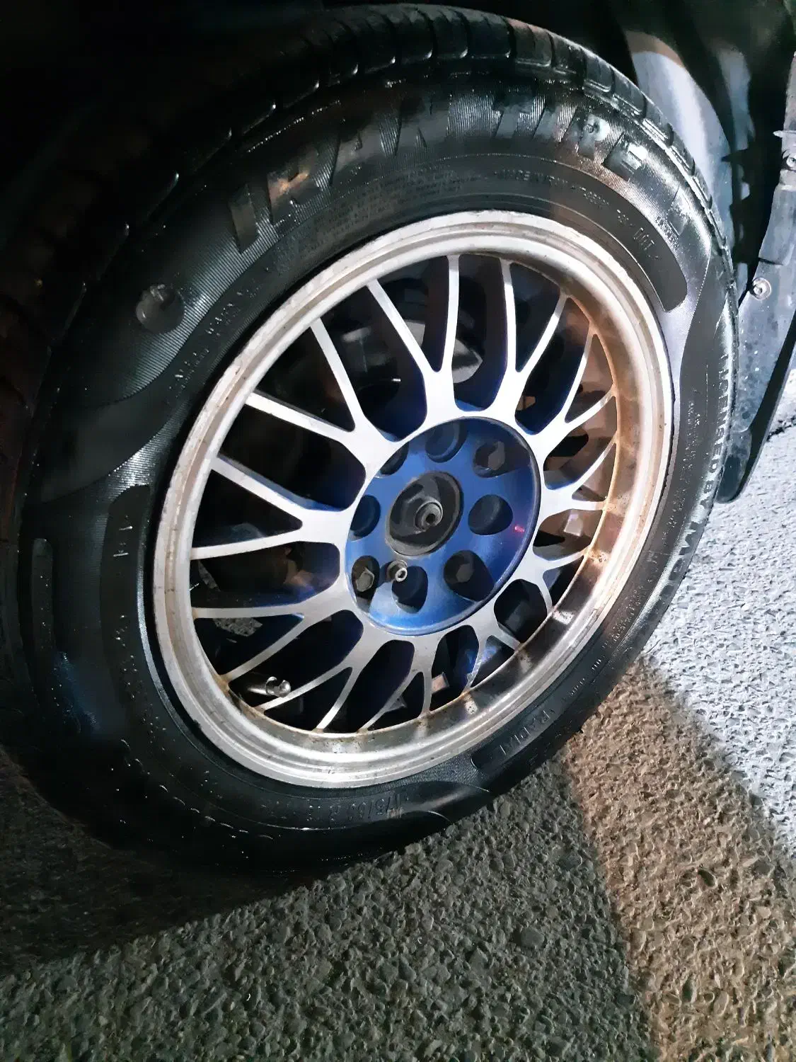 رینگ پراید|قطعات یدکی و لوازم جانبی|رشت, گلباغ نماز|دیوار