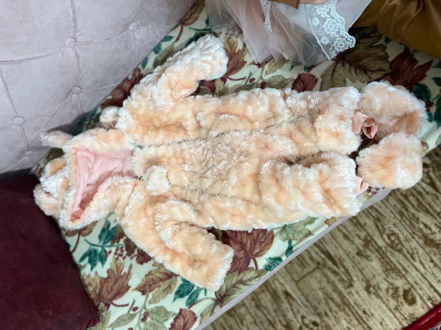 سرهمی نوزادی خز|کفش و لباس بچه|اسکو, |دیوار