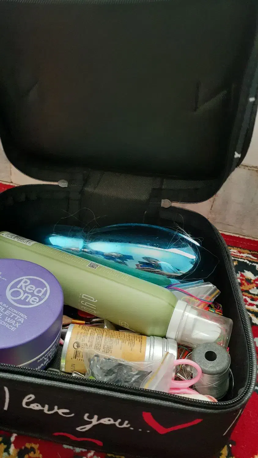 انواع وسایل کاربردی خانه|کیف، کفش، کمربند|یزد, |دیوار