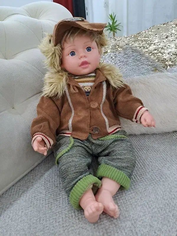 عروسک|اسباب‌‌بازی|قم, هفت تیر|دیوار