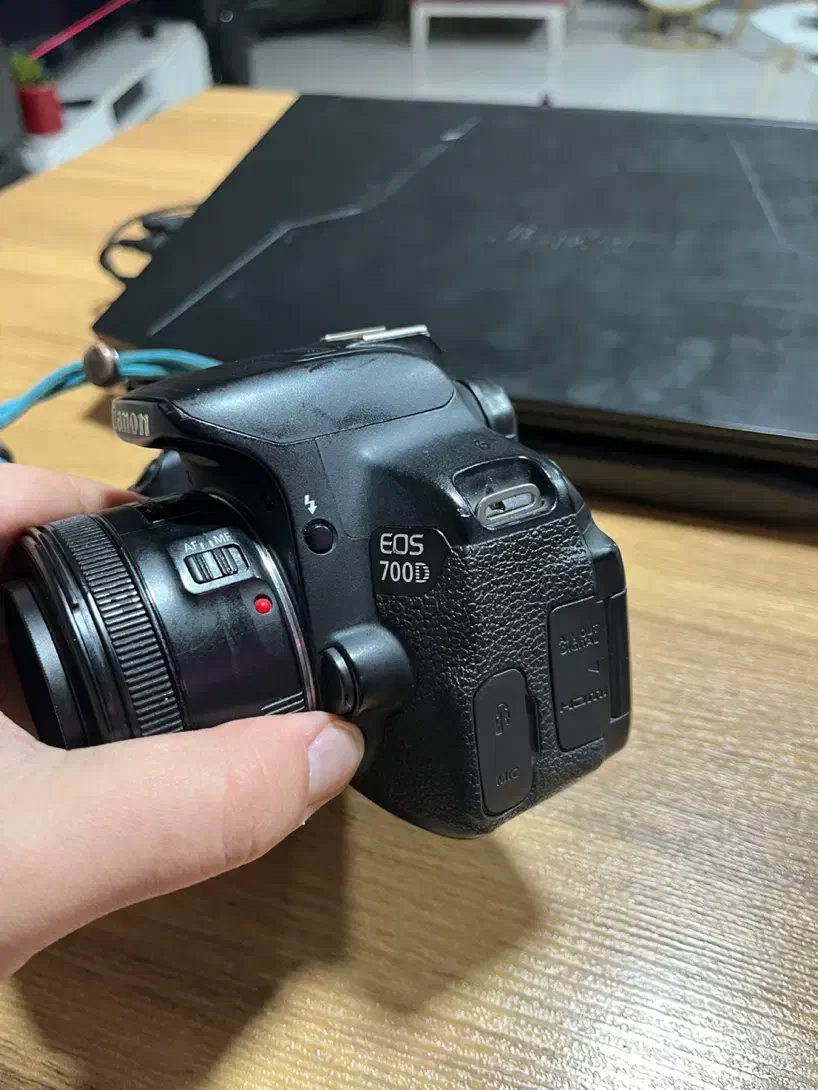 دوربین. ۷۰۰ دی. با لنز. ۵۰ فیکس|دوربین عکاسی و فیلمبرداری|کرج, گوهردشت|دیوار