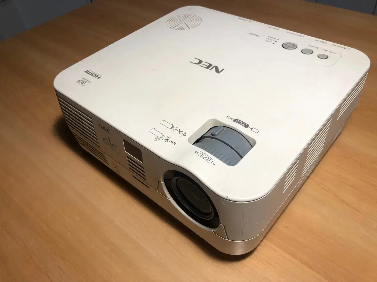 پروژکتور ان ای سی|تلویزیون و پروژکتور|تهران, هروی|دیوار