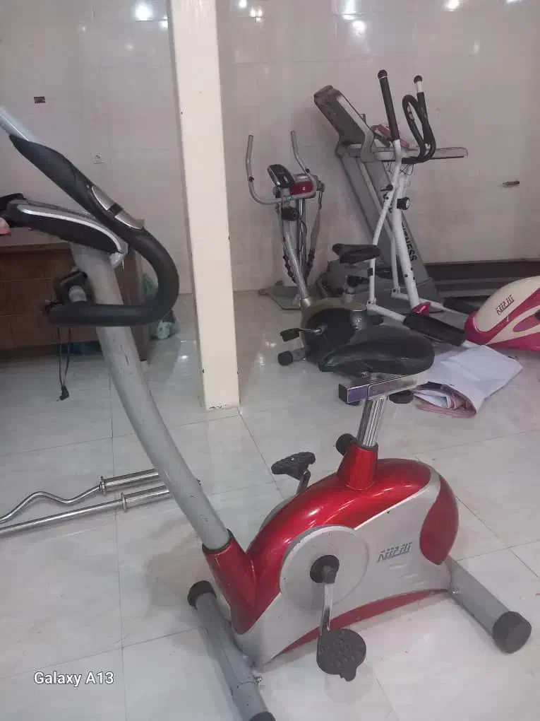 فروش ۲تا دوچرخه ثابت،ماساژور،میله پرس،تاتمی|تجهیزات ورزشی|دورود, |دیوار