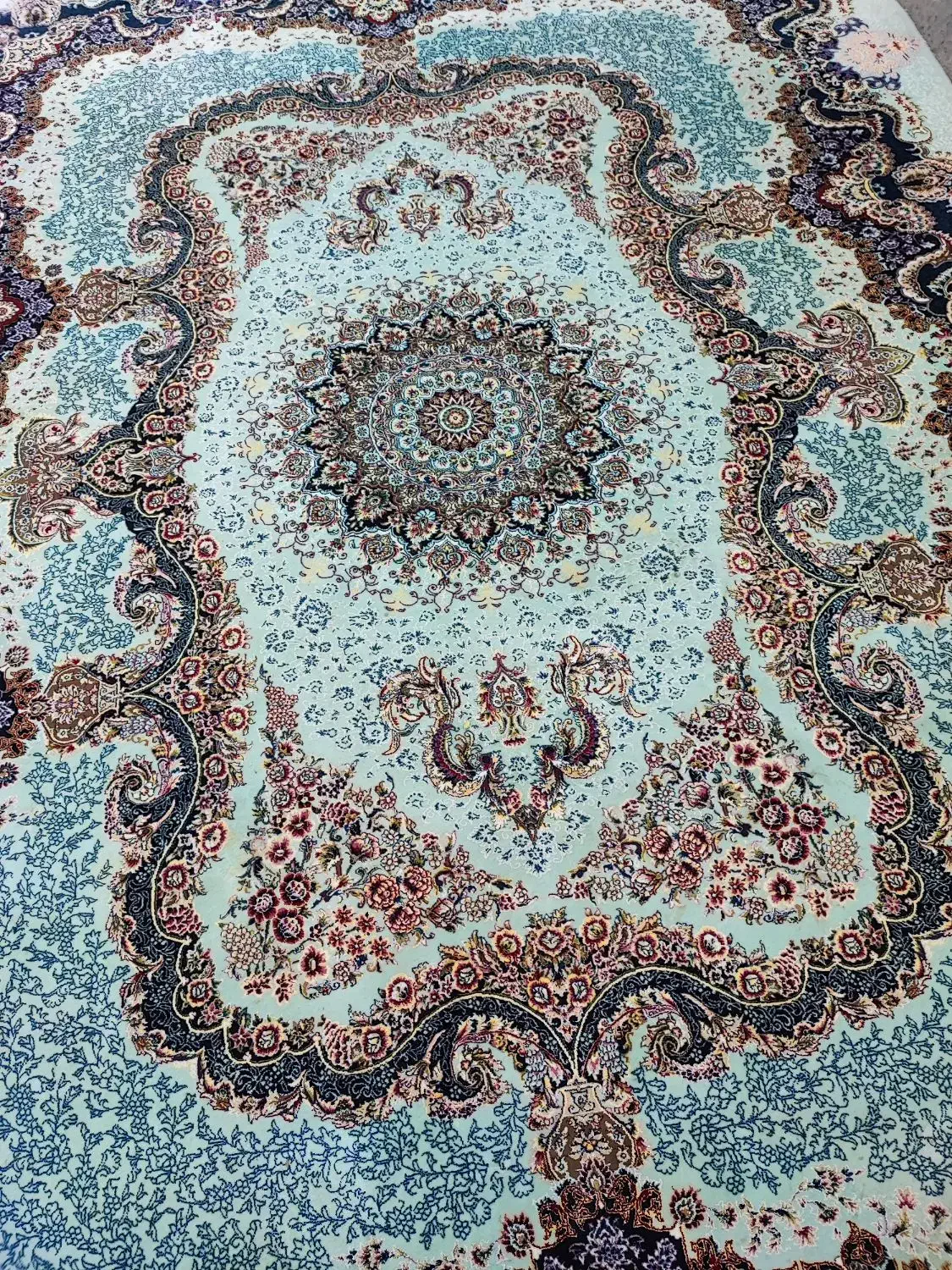 جفت فرش9متری700شانه تراکم2550درحدنواکریلیک|فرش|اصفهان, لاله|دیوار