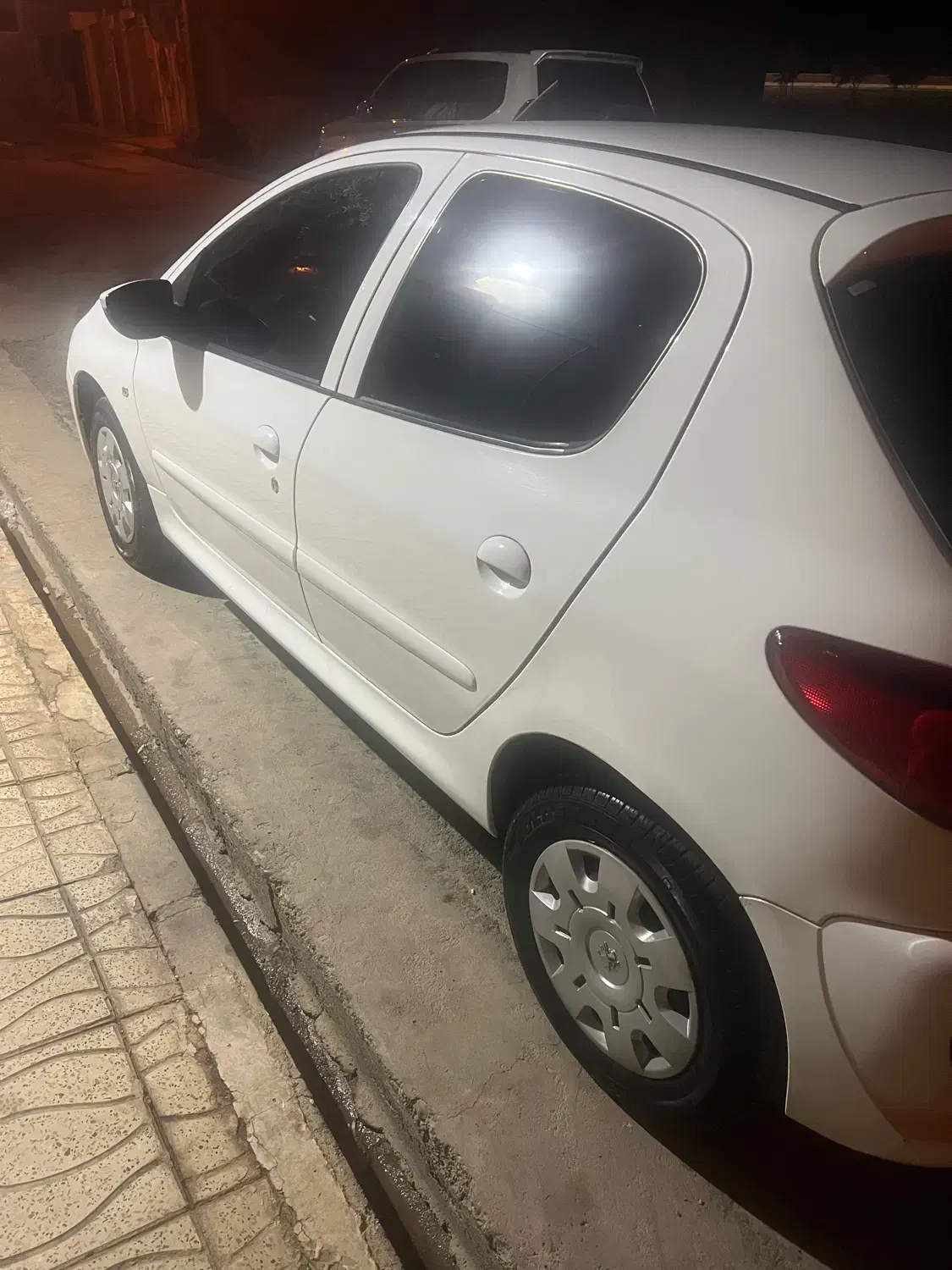 ۲۰۷ تیپ 5|خودرو سواری و وانت|تاکستان, |دیوار