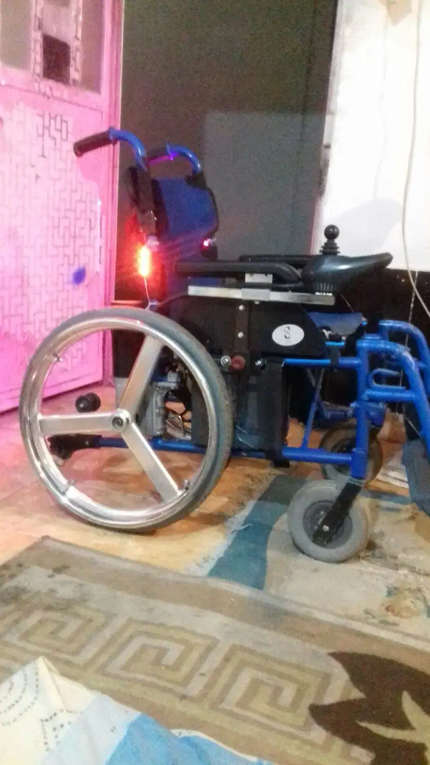 ویلچر برقی بی همتا|آرایشی، بهداشتی، درمانی|کرج, کمالشهر|دیوار