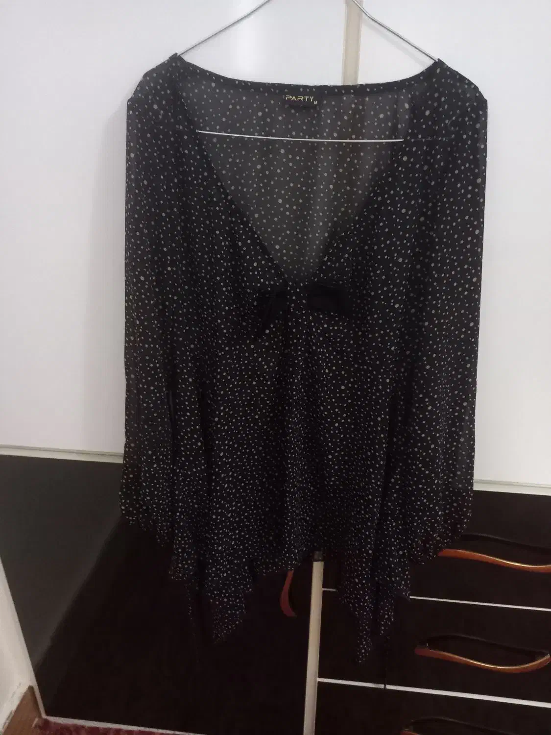 شومیزمجلسی|لباس|قیدار, |دیوار