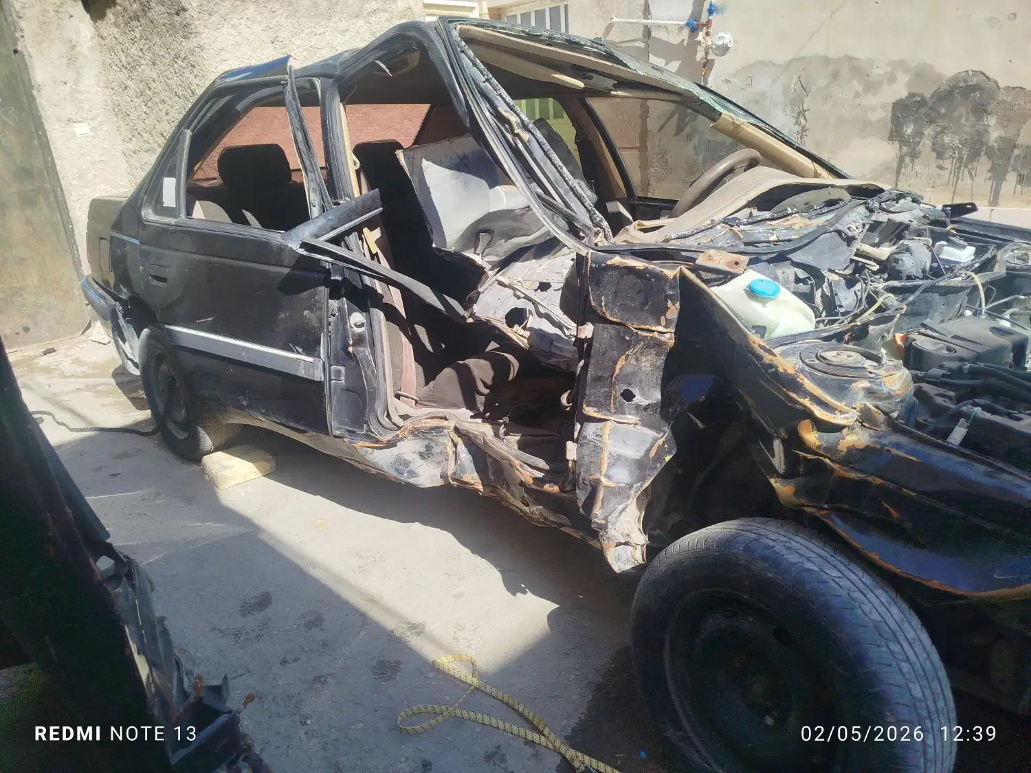 پارس مشکی 93تصادفی|خودرو سواری و وانت|شیراز, شهرک کوشکک|دیوار