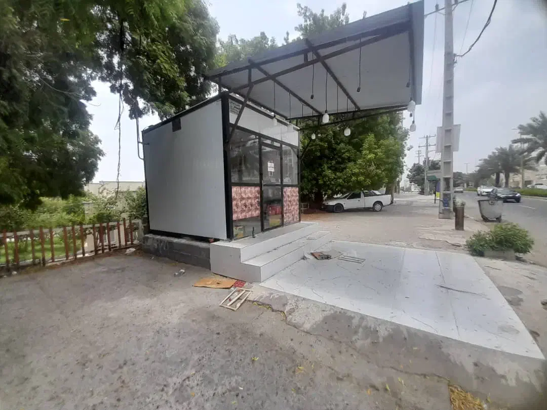 دکه جلوی پارک ملت اجاره داده می شود|اجارهٔ مغازه و غرفه|میناب, |دیوار