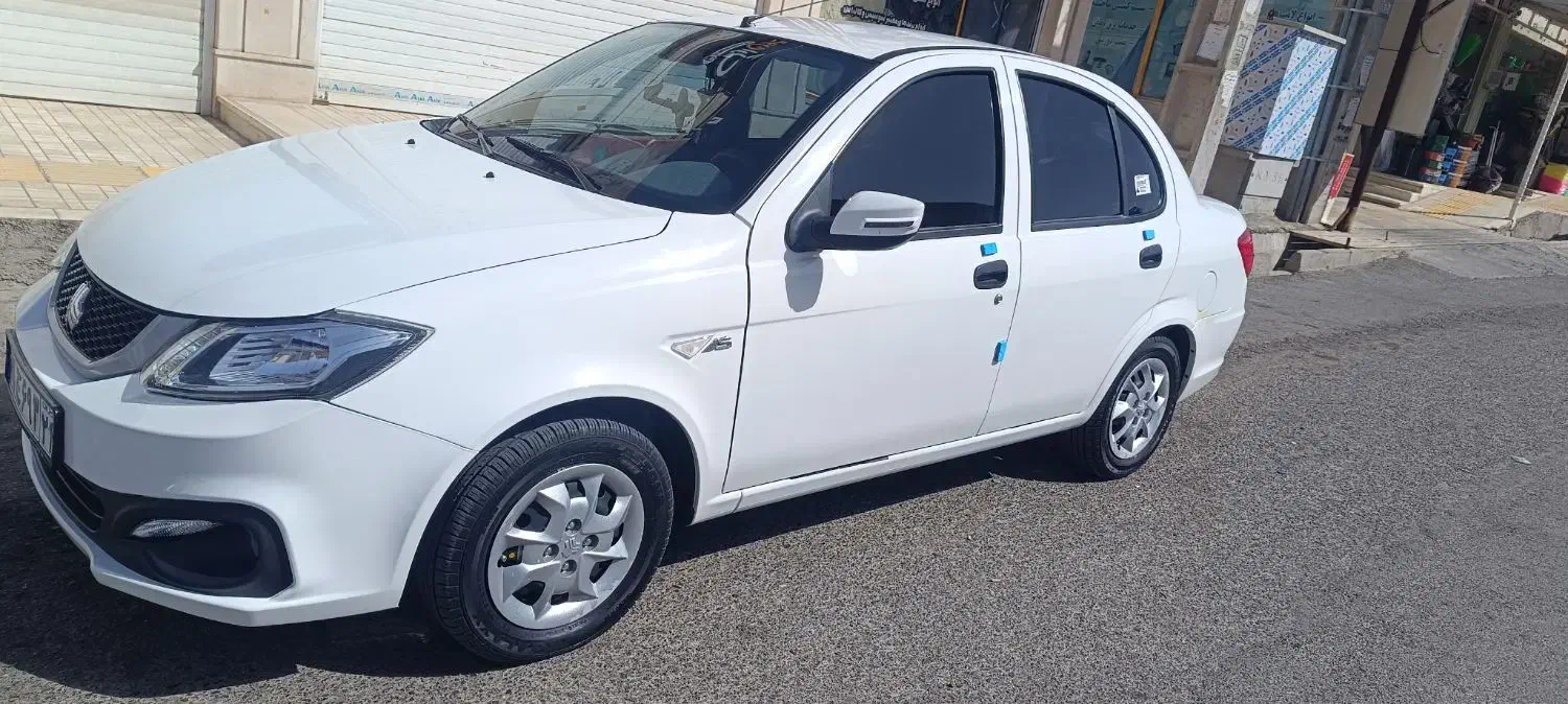 ساینا s|خودرو سواری و وانت|هشتگرد, شهرک آرتیمان|دیوار