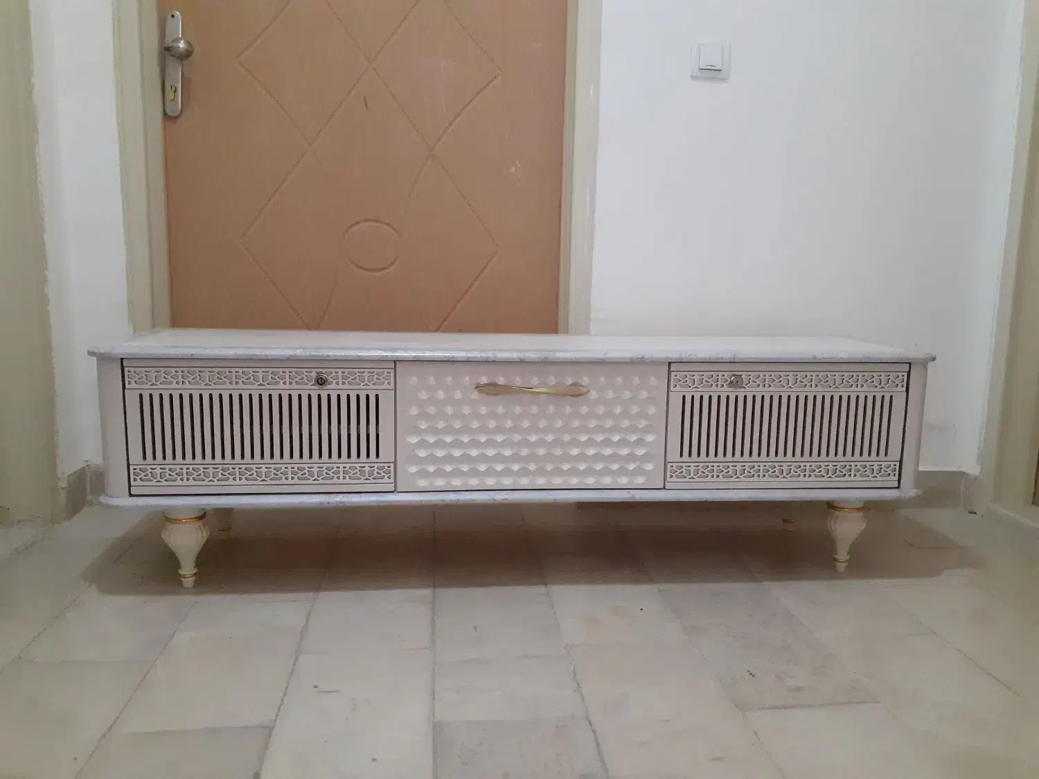 میز تلویزیون، میز اتو،چراغ لاله،کشکول،اینه طرح نقر|میز تلویزیون|تبریز, |دیوار