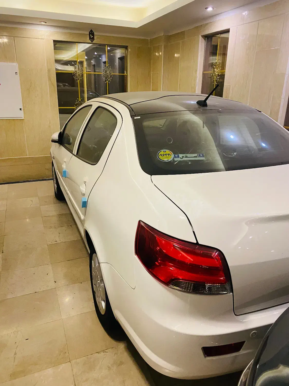 رانا سفید پانوراما ۴۰۱صفر خشک|خودرو سواری و وانت|تهران, شهرک چیتگر|دیوار