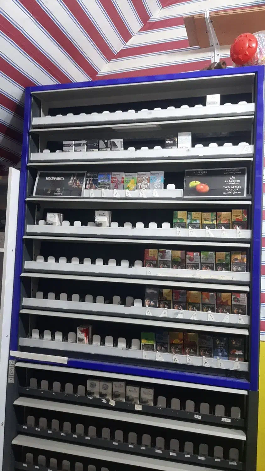 حراج قفسه و وسایل مغازه تن با کو|حراج|ورامین, شهرک مدرس|دیوار