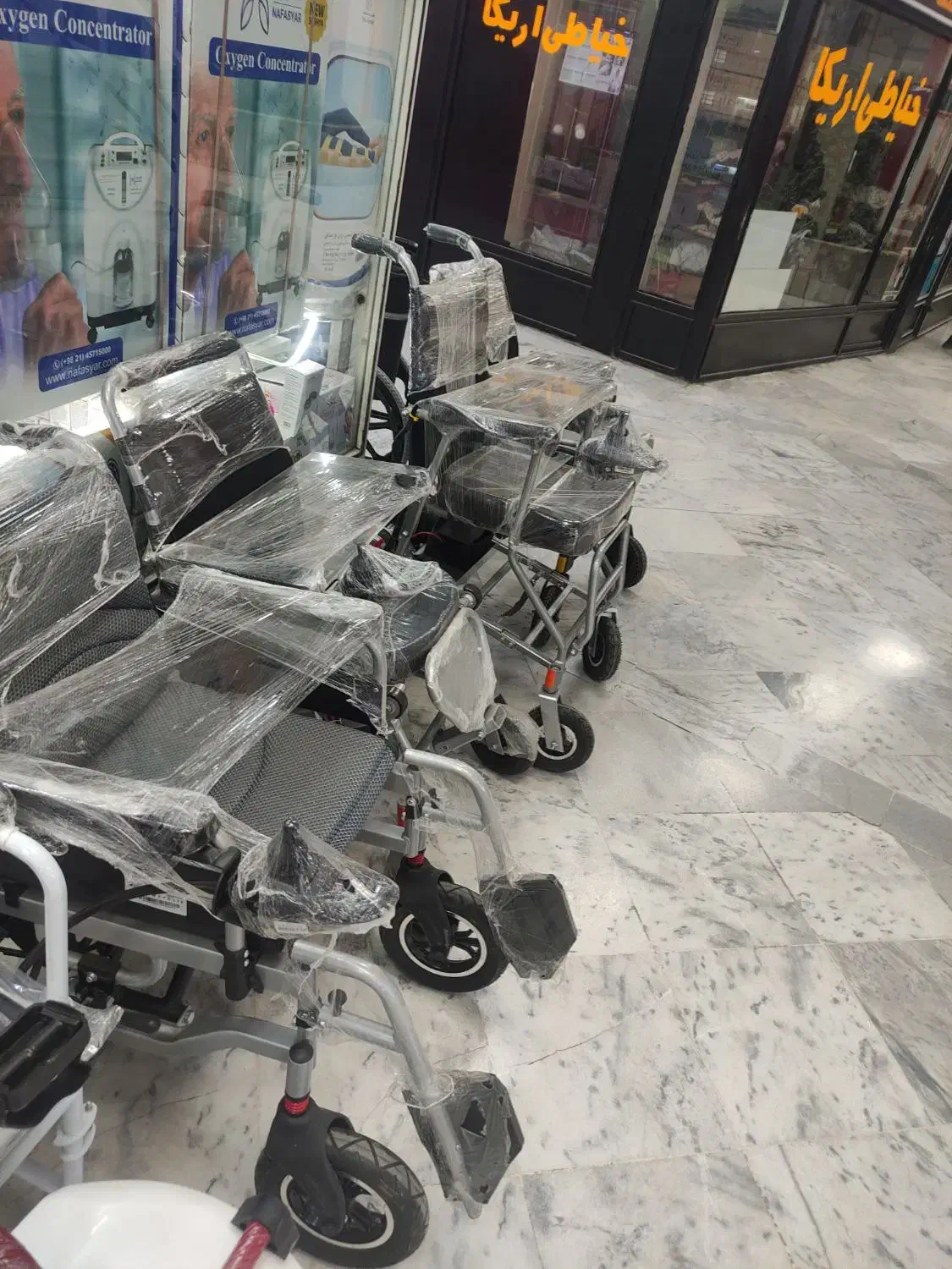 انواع ویلچر برقی و ویلچر ساده|آرایشی، بهداشتی، درمانی|سنندج, |دیوار