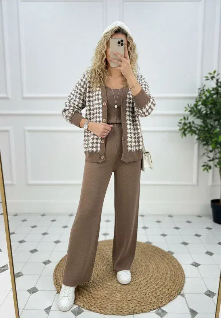 با ما همیشه رو مد باش|لباس|نیر (یزد), |دیوار