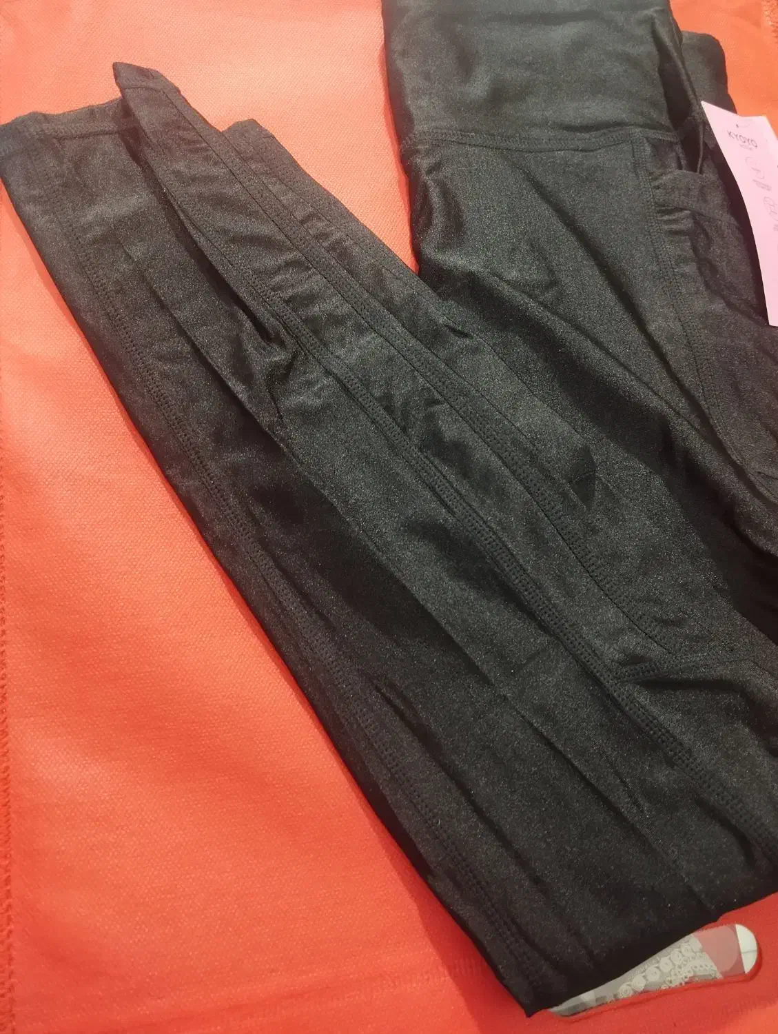 ست باشگاه بانوان|لباس|محمدشهر, محمدشهر|دیوار