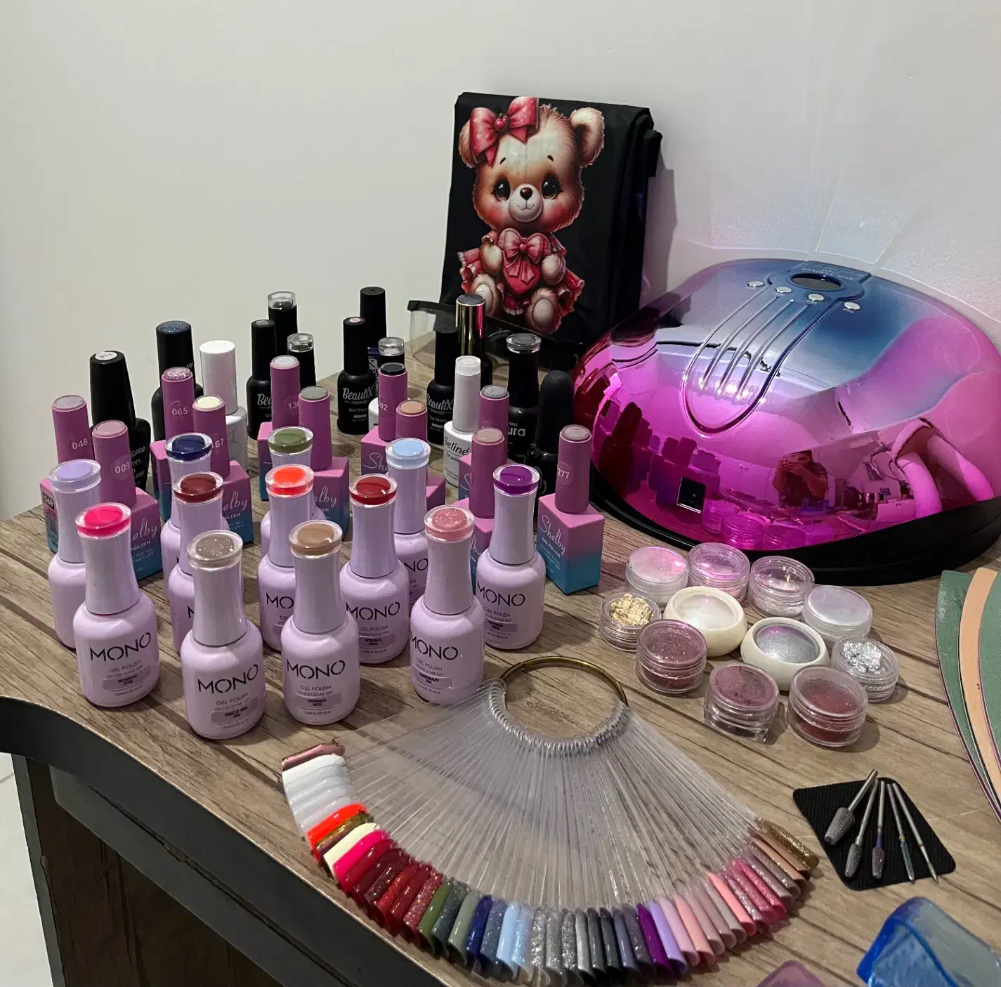 وسایل کامل کاشت ناخن|آرایشی، بهداشتی، درمانی|تبریز, |دیوار