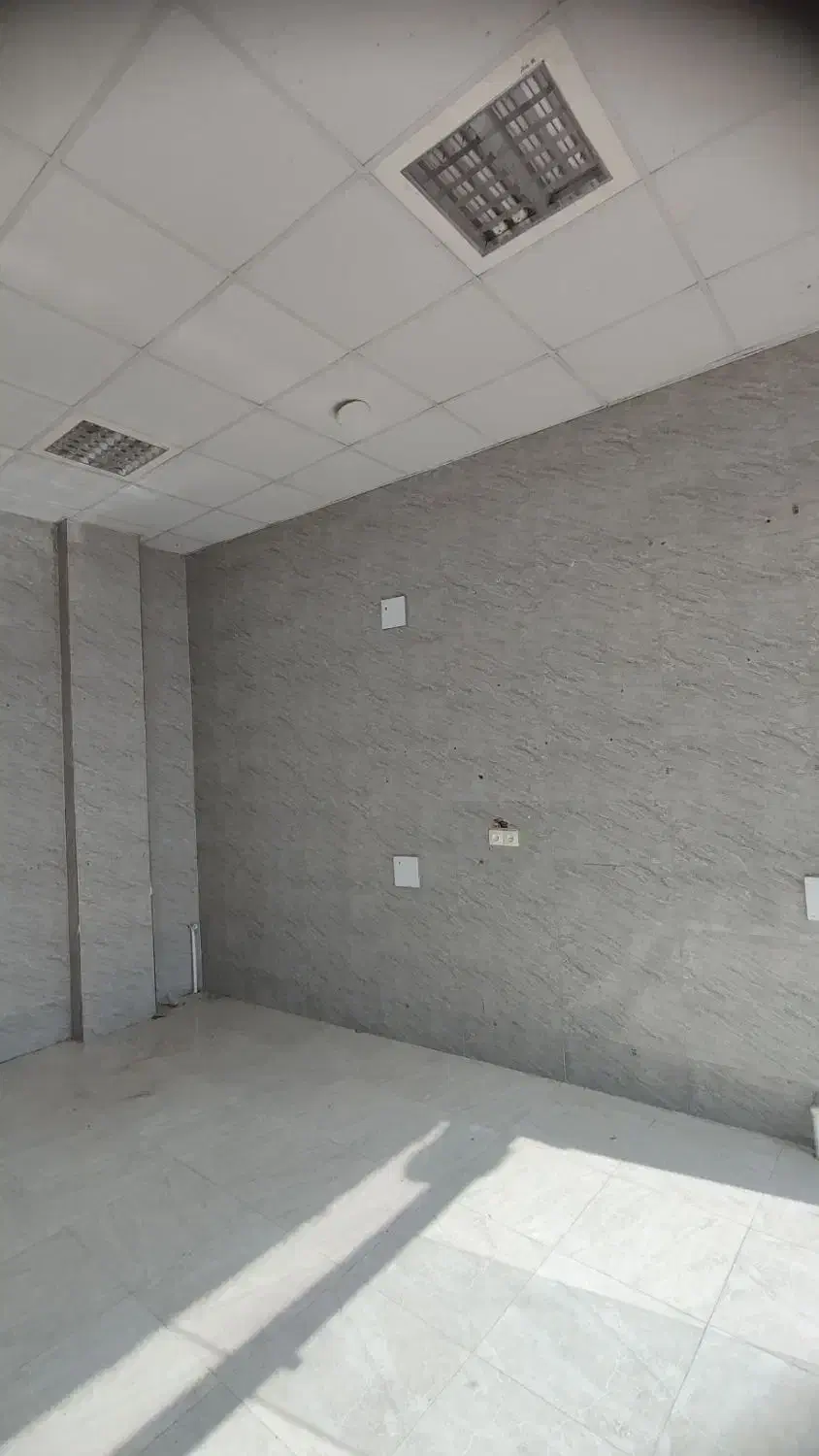 مغازه اجاره ای بردسیر ۱۵۰ متر مربع|اجارهٔ مغازه و غرفه|بردسیر, |دیوار