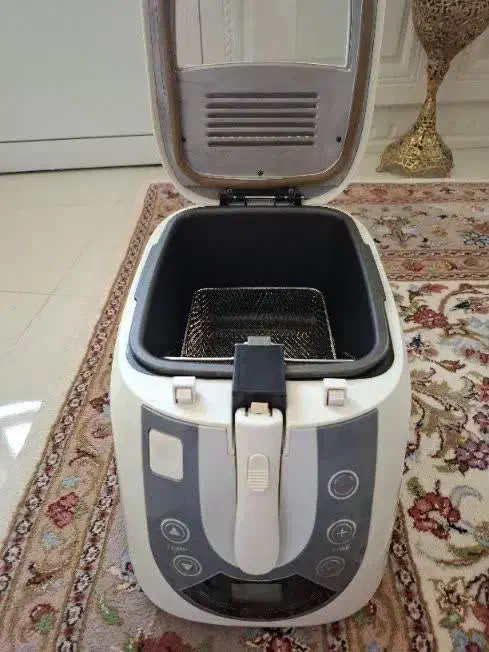 سرخ کن  کاملا تمیز|اجاق گاز و لوازم برقی پخت‌وپز|گلپایگان, |دیوار