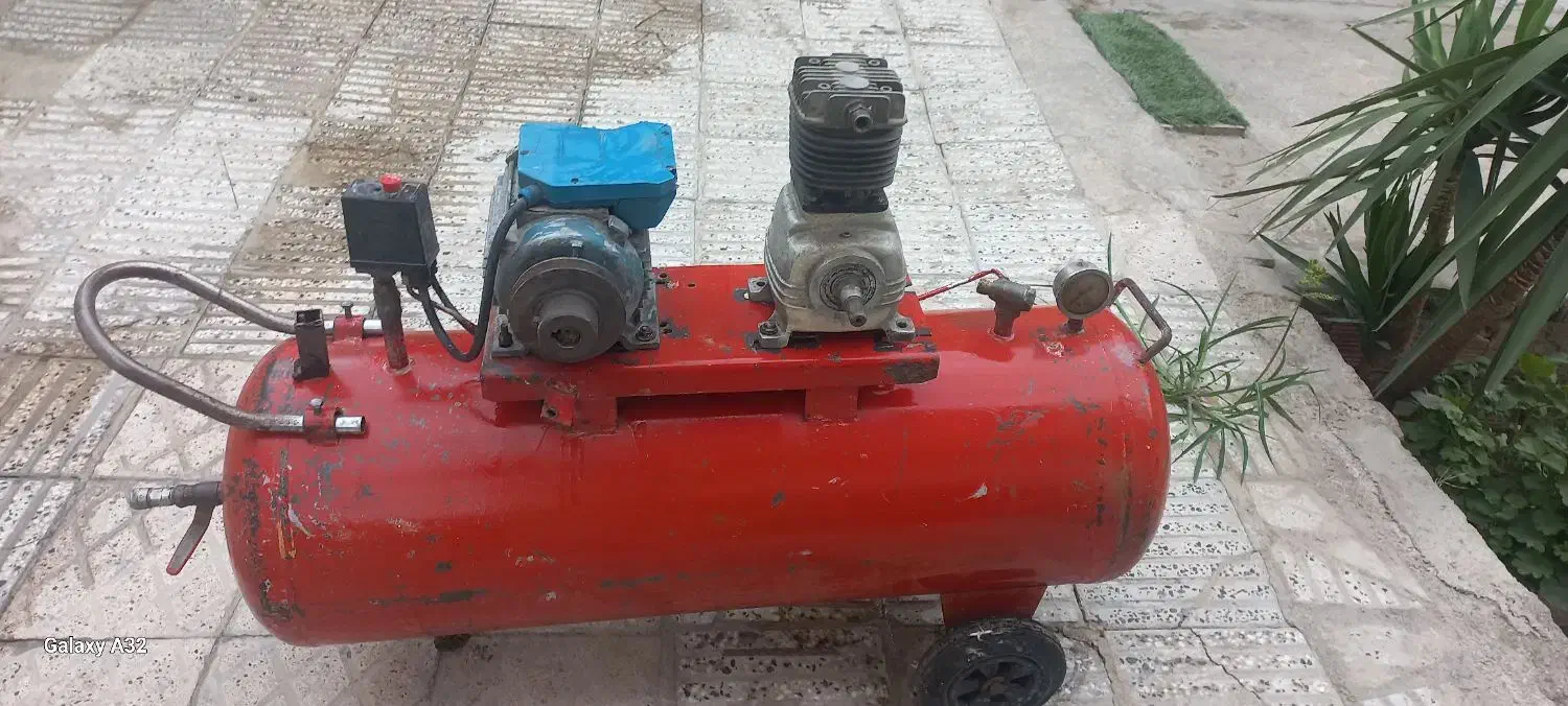 پمپ باد ۱۸۰ لیتری|ابزارآلات|آزادشهر, |دیوار